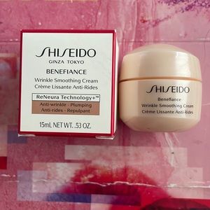 2 for $25! Shiseido Wrinkle Smoothing Cream